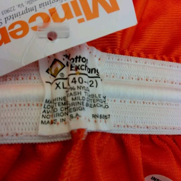 UVA University Of Virginia Cavaliers Shorts Men XL Orange Nylon Vintage USA READ - Picture 8 of 11